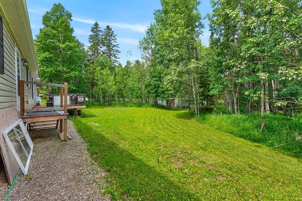 29407 Range Road 52 Rural Mountain View County AB T0M2E0