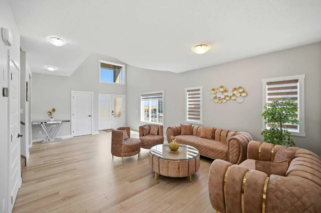 106 Homestead Crescent NE Calgary AB T3J 2K8