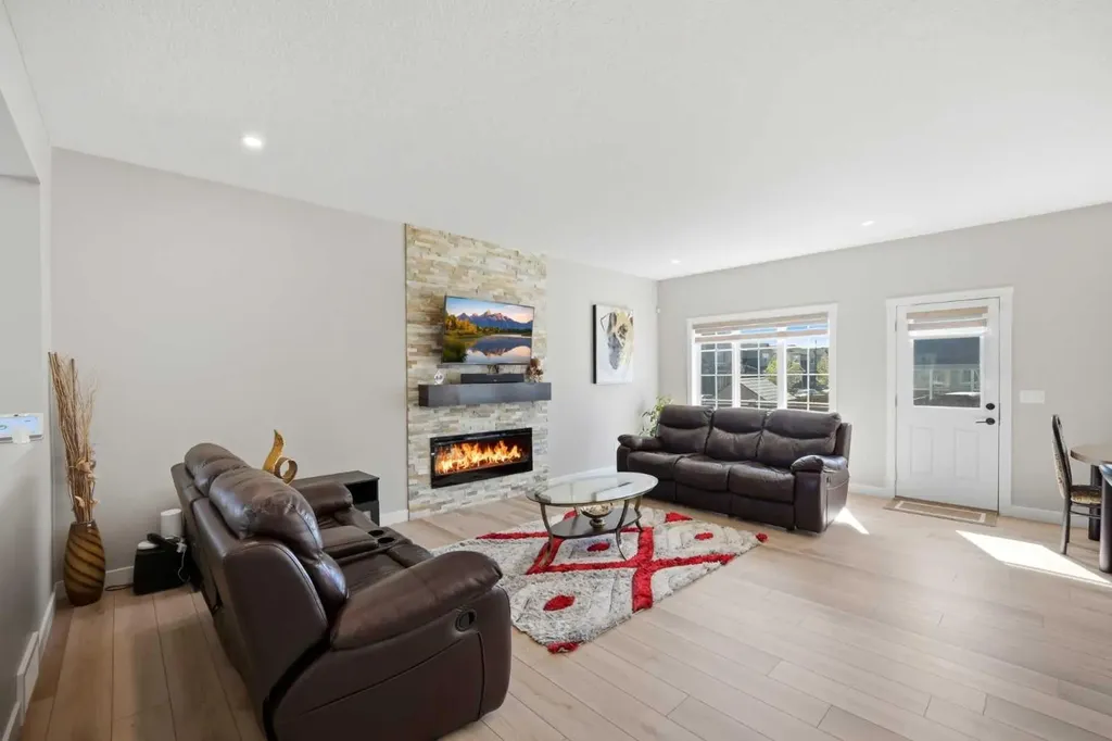 106 Homestead Crescent NE Calgary AB T3J 2K8