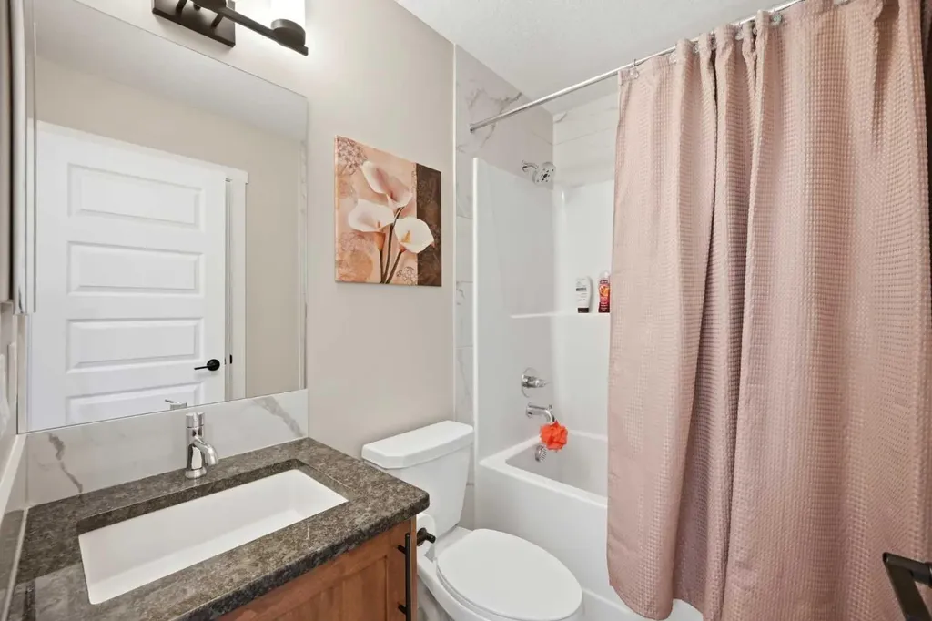 106 Homestead Crescent NE Calgary AB T3J 2K8