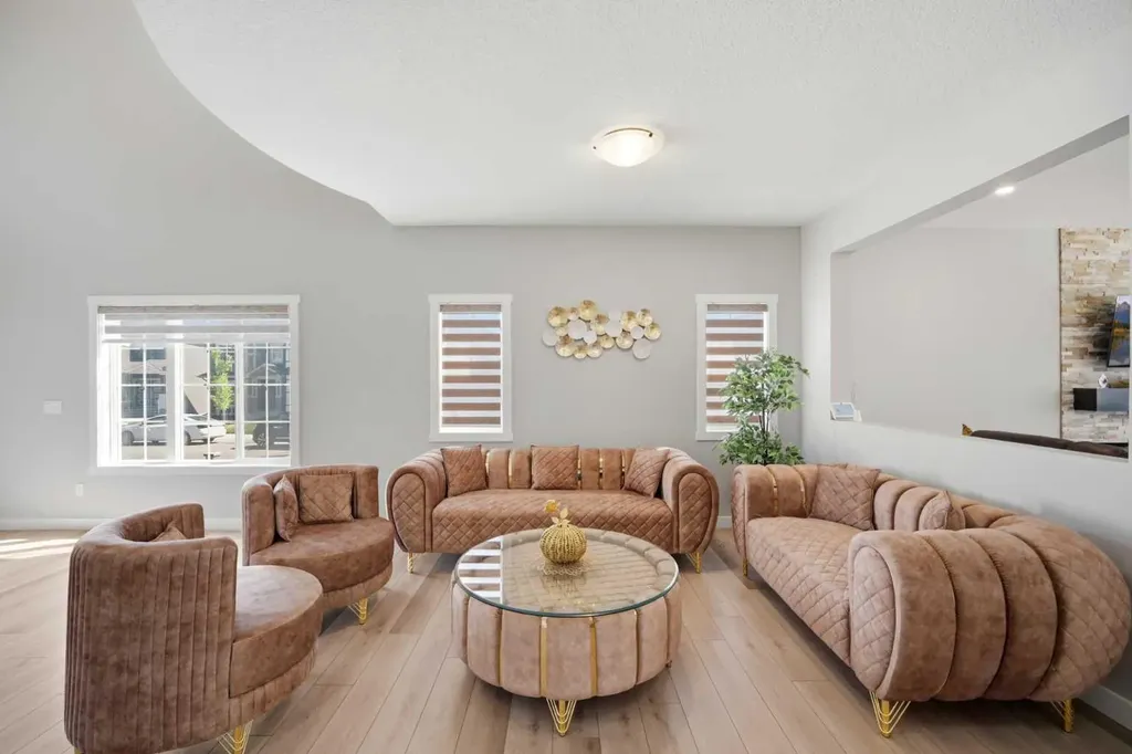 106 Homestead Crescent NE Calgary AB T3J 2K8