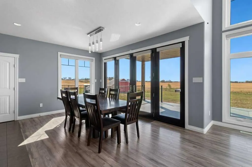 28513 Township Road 374 Rural Red Deer County AB T4N 5E4