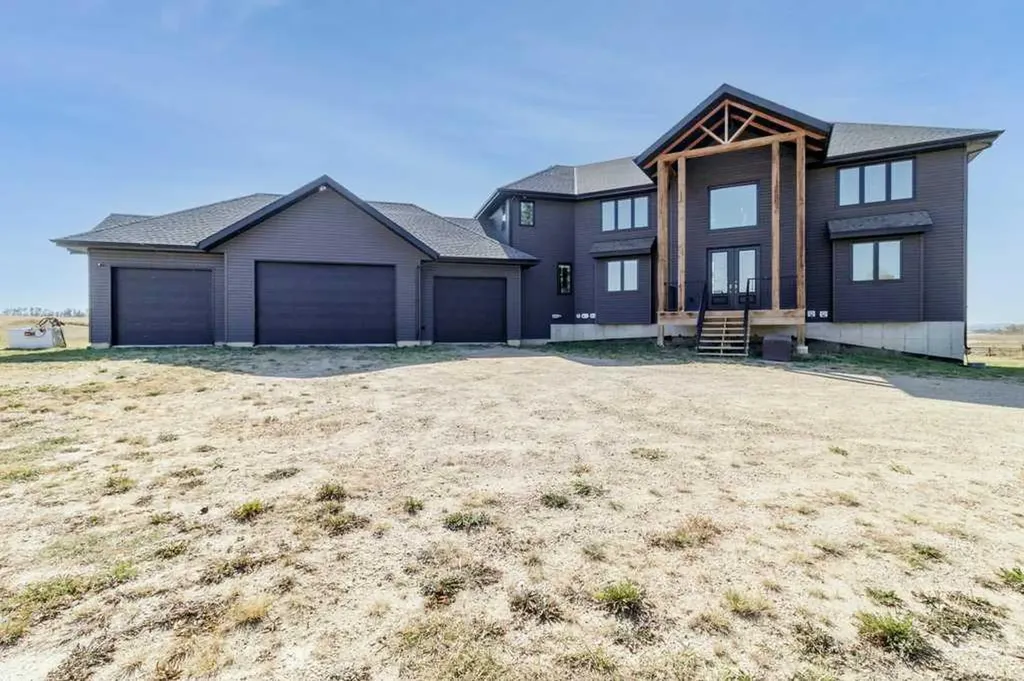 28513 Township Road 374 Rural Red Deer County AB T4N 5E4