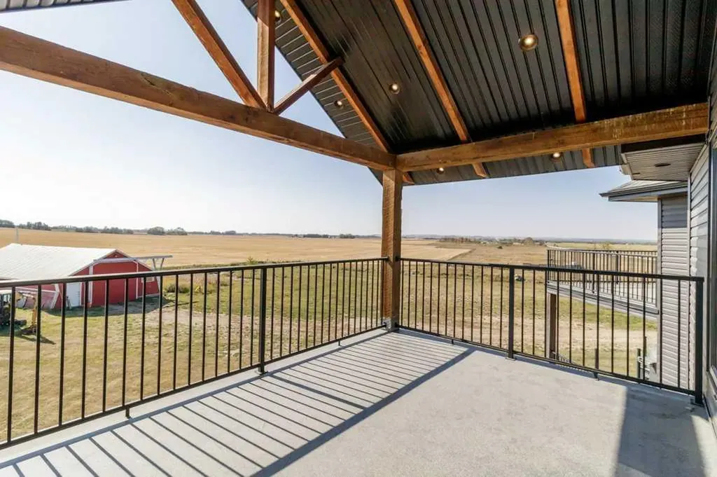 28513 Township Road 374 Rural Red Deer County AB T4N 5E4