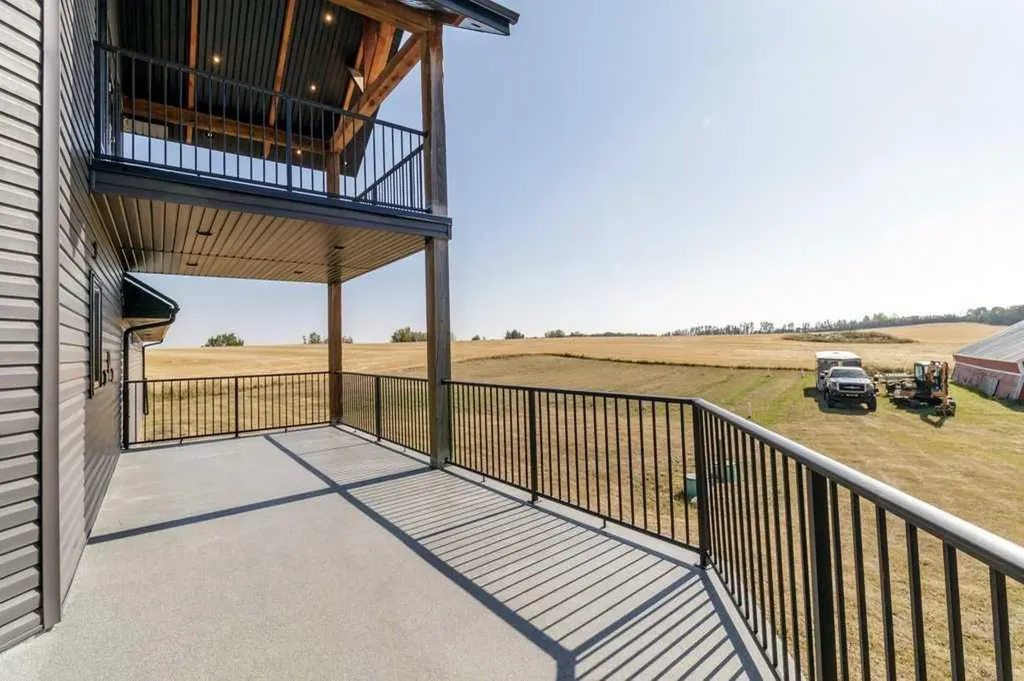 28513 Township Road 374 Rural Red Deer County AB T4N 5E4