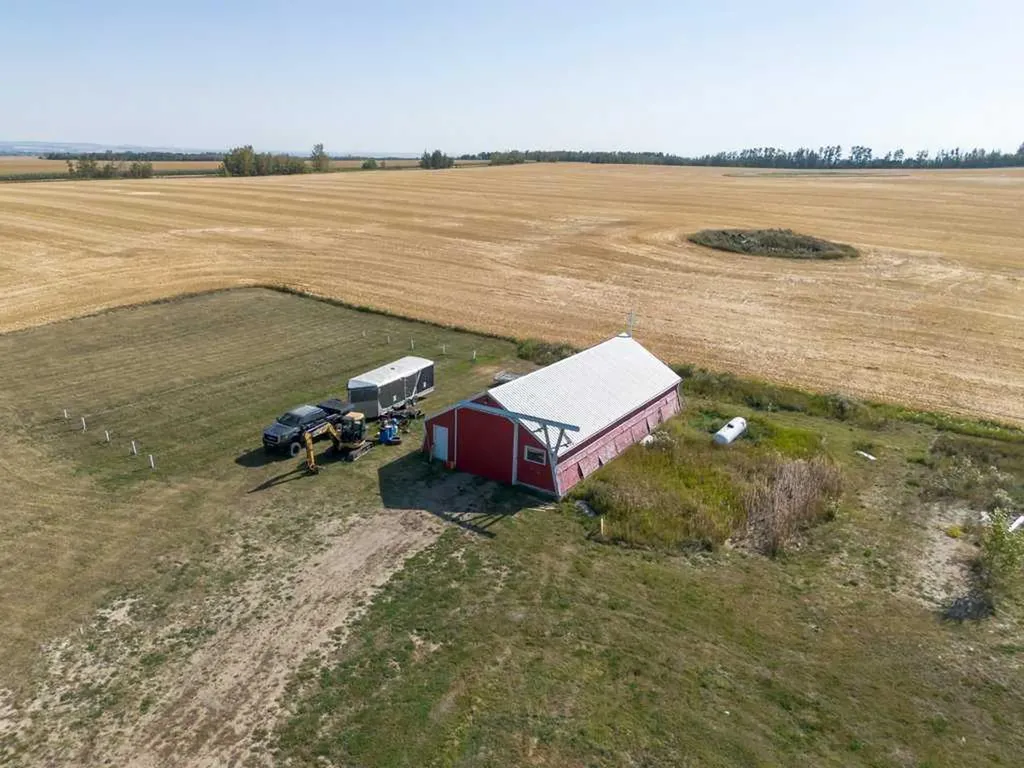 28513 Township Road 374 Rural Red Deer County AB T4N 5E4