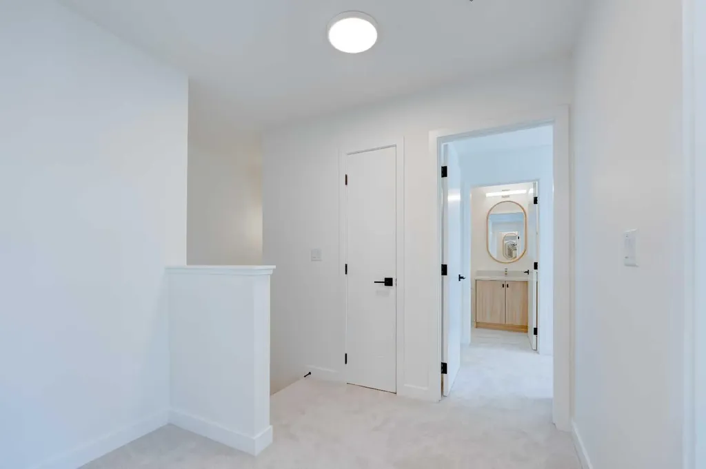 14832 1 Street NW Calgary AB T3P 1E1