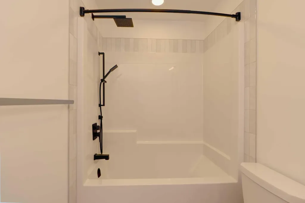 14832 1 Street NW Calgary AB T3P 1E1