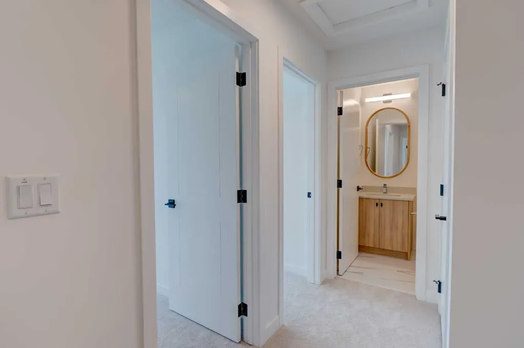 14832 1 Street NW Calgary AB T3P 1E1