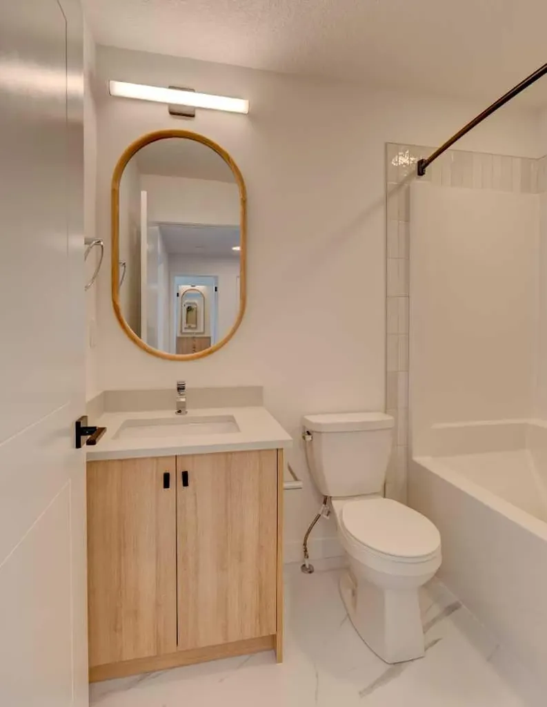 14832 1 Street NW Calgary AB T3P 1E1