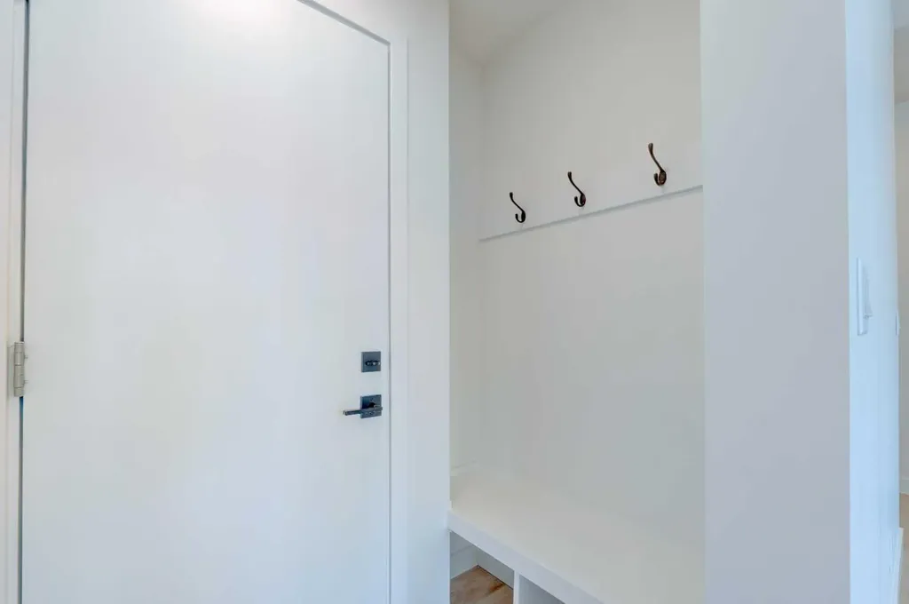 14832 1 Street NW Calgary AB T3P 1E1