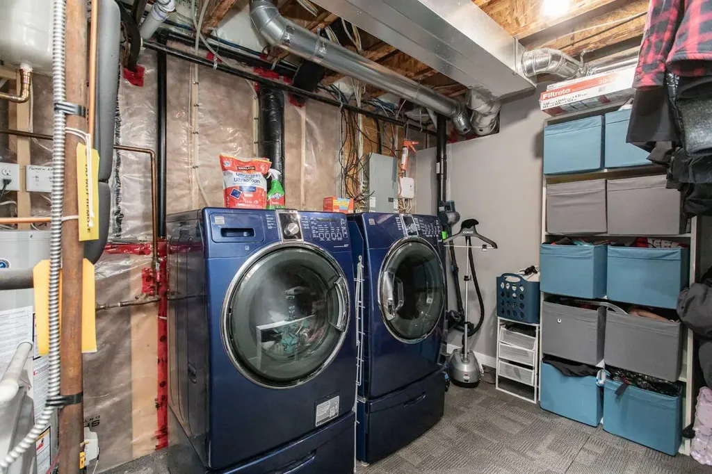 242 Viscount Drive Red Deer AB T4R0M7