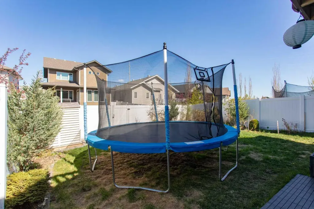 242 Viscount Drive Red Deer AB T4R0M7