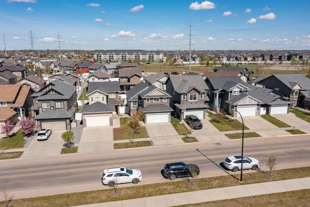 242 Viscount Drive Red Deer AB T4R0M7