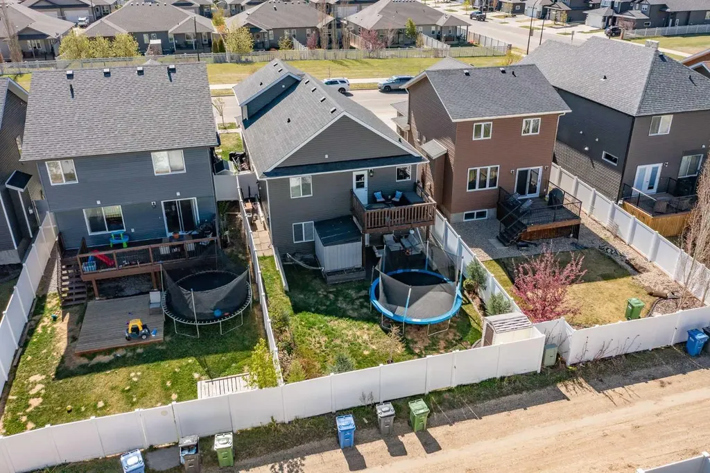 242 Viscount Drive Red Deer AB T4R0M7