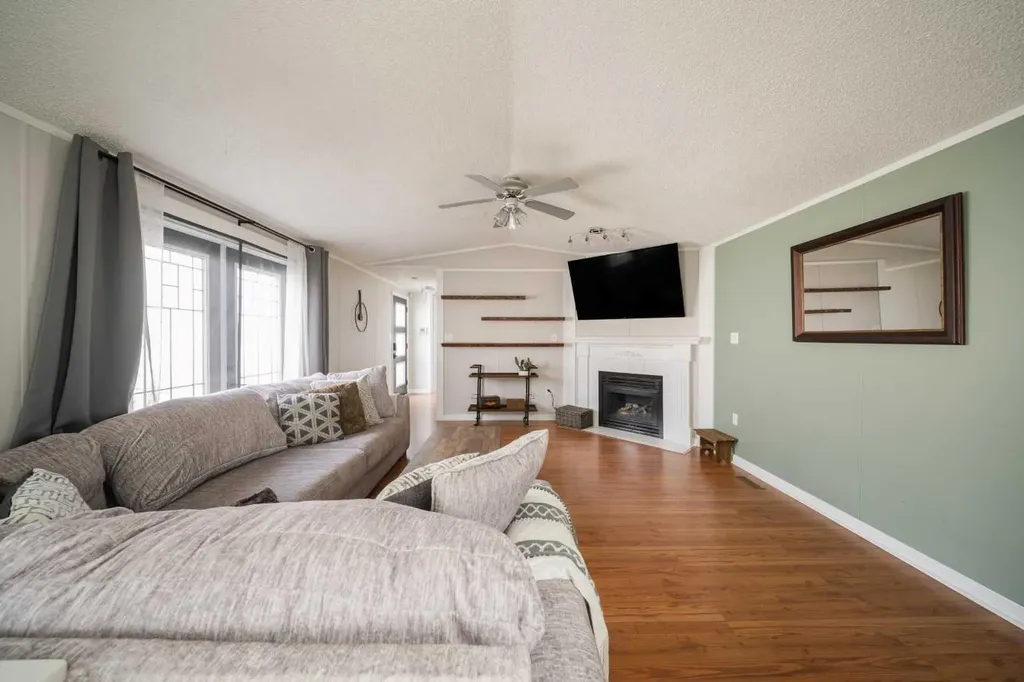336 Cree Road Fort Mcmurray AB T9K 1Y3