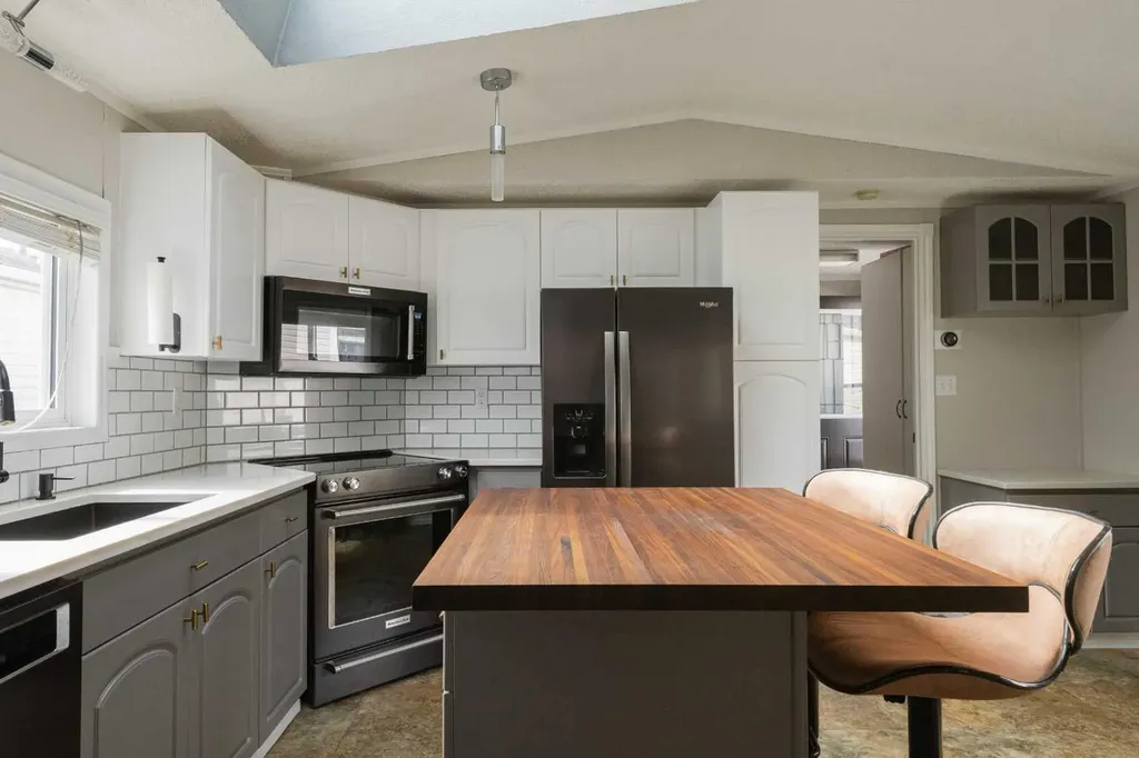 336 Cree Road Fort Mcmurray AB T9K 1Y3