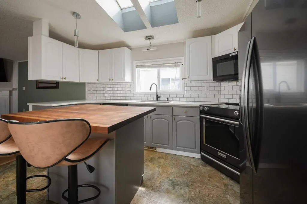 336 Cree Road Fort Mcmurray AB T9K 1Y3