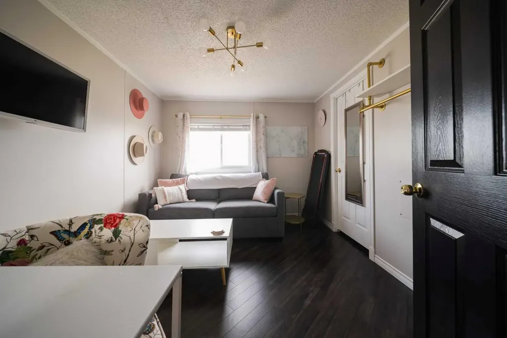 336 Cree Road Fort Mcmurray AB T9K 1Y3