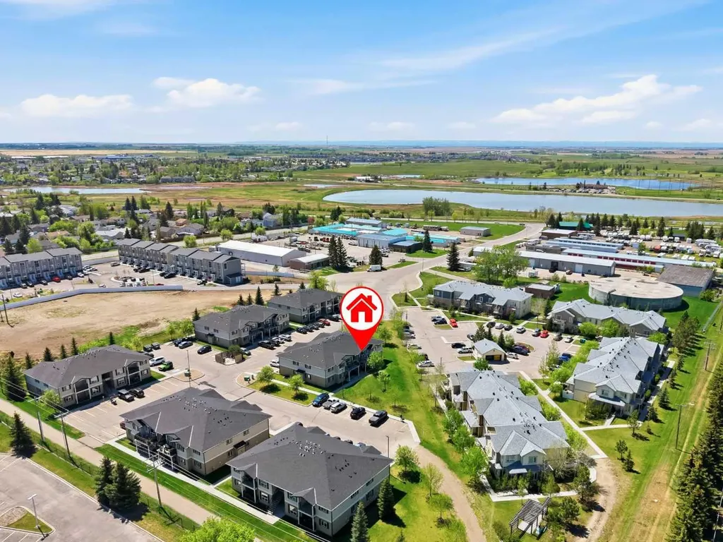 8 Bayside Place Strathmore AB T1P 0E1