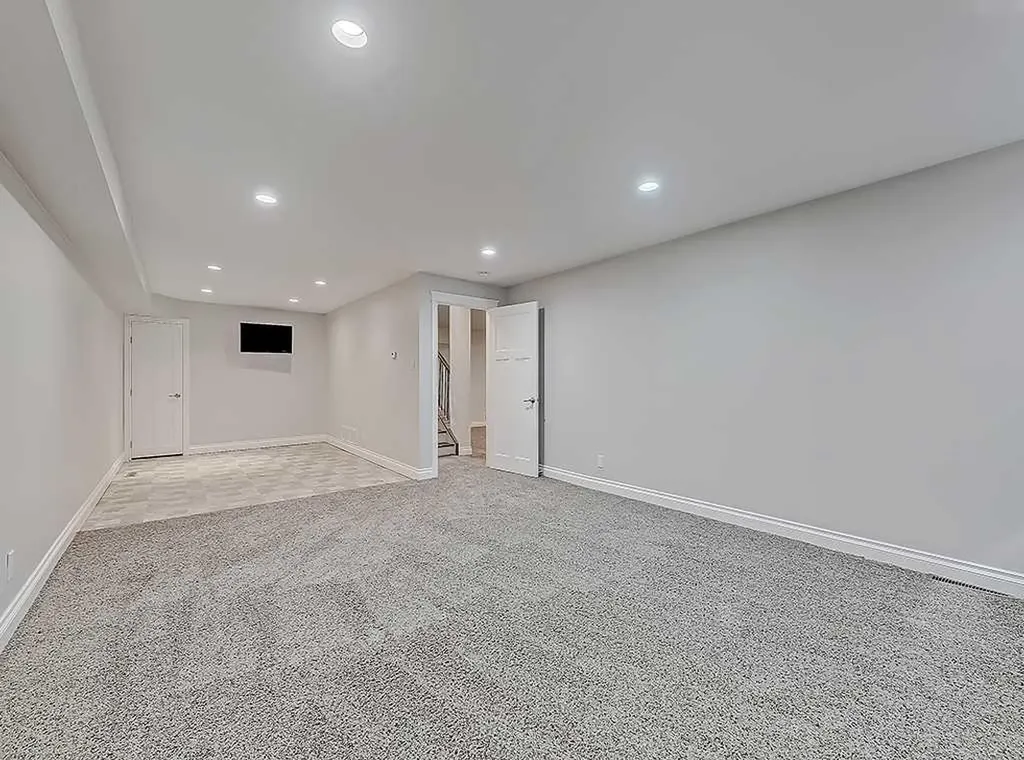 907 Kerfoot Crescent SW Calgary AB T2V2M8
