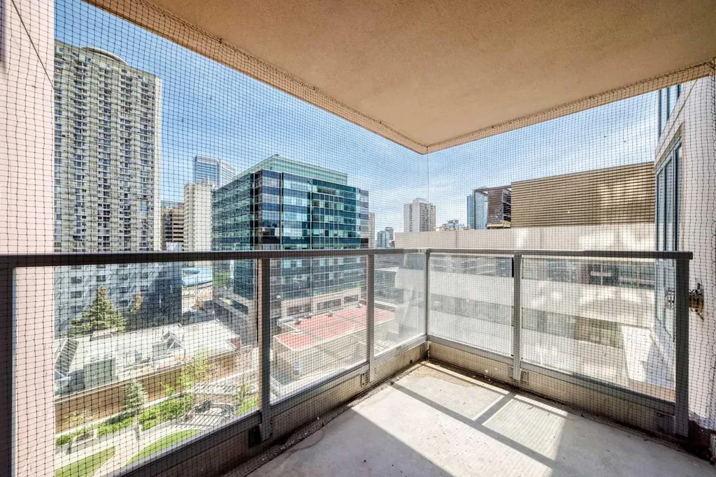 650 10 Street SW Calgary AB T2P 5G4