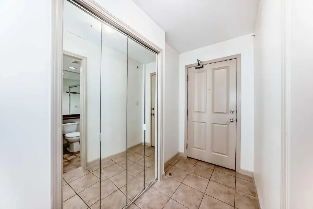 650 10 Street SW Calgary AB T2P 5G4