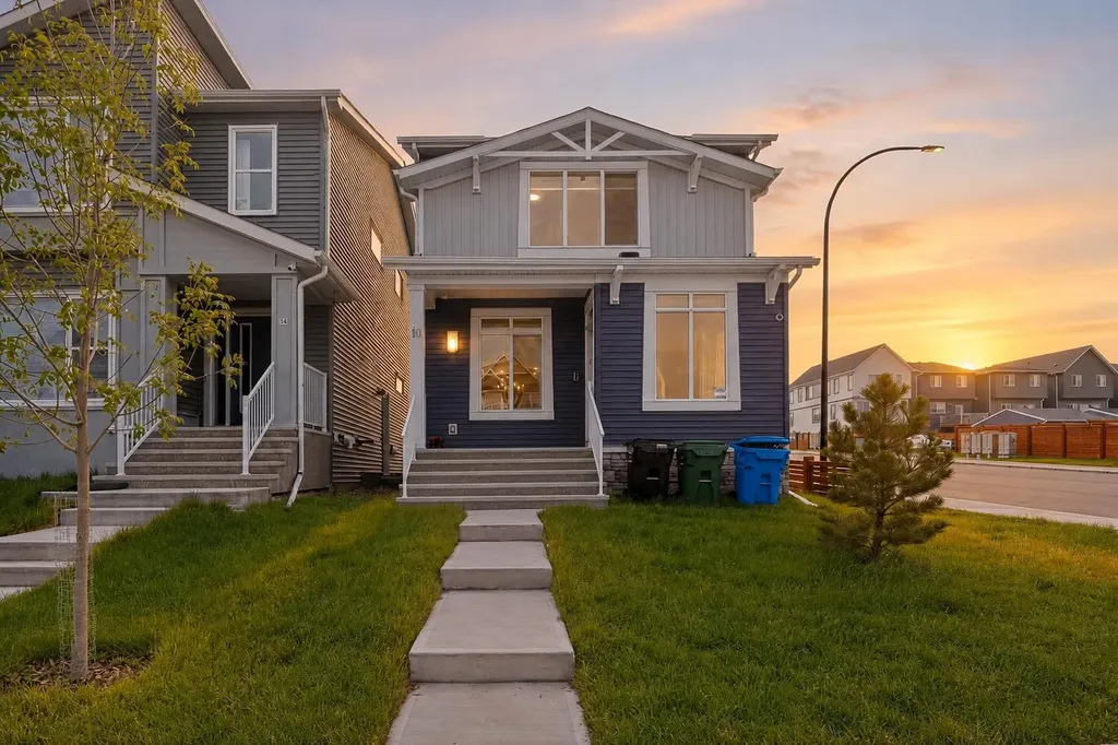 10 Lucas Close NW Calgary AB T3P1Z5