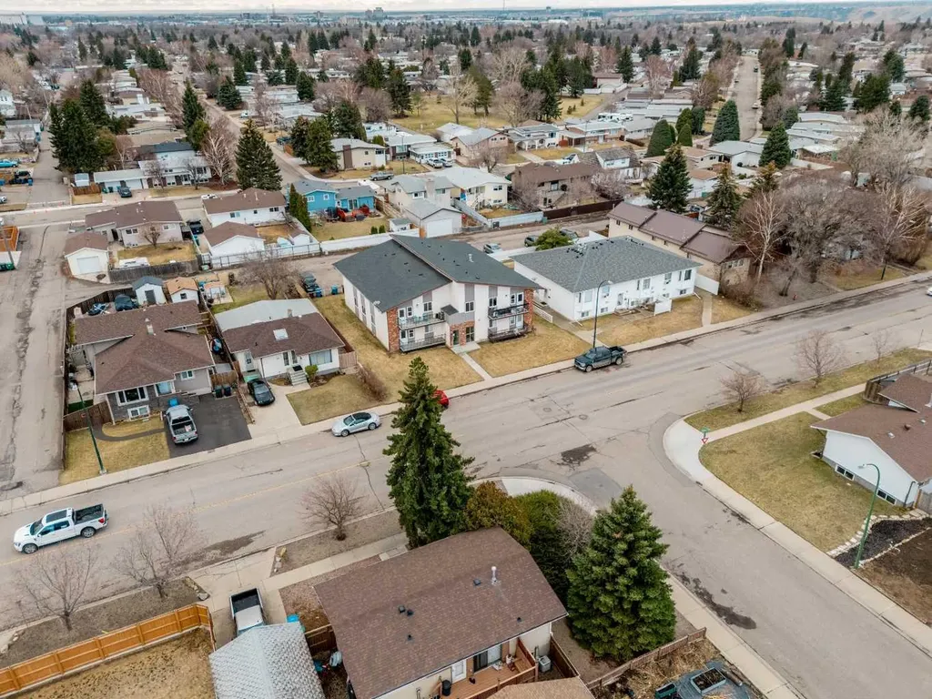 1739 St Edward Boulevard N Lethbridge AB T1H 1X2