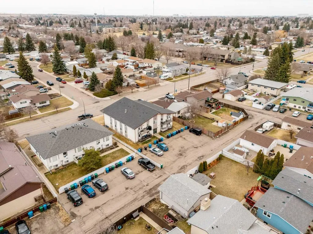 1739 St Edward Boulevard N Lethbridge AB T1H 1X2
