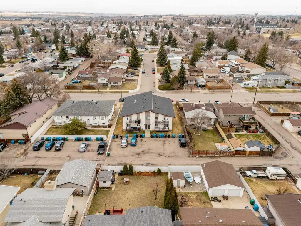 1739 St Edward Boulevard N Lethbridge AB T1H 1X2