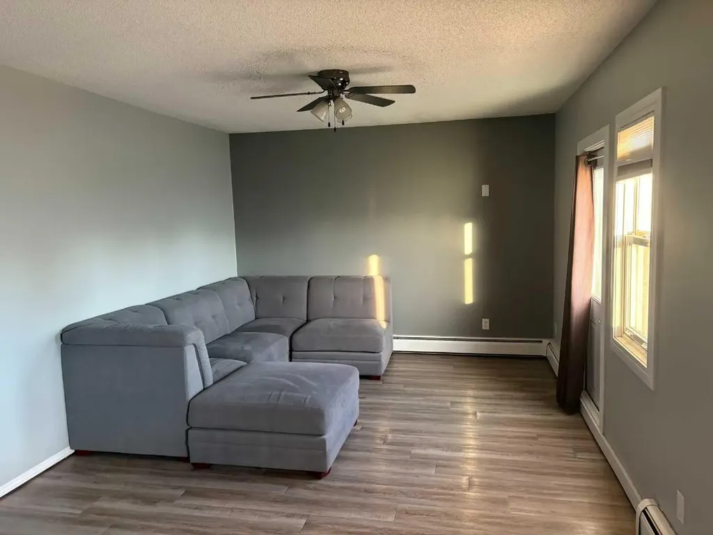 1739 St Edward Boulevard N Lethbridge AB T1H 1X2
