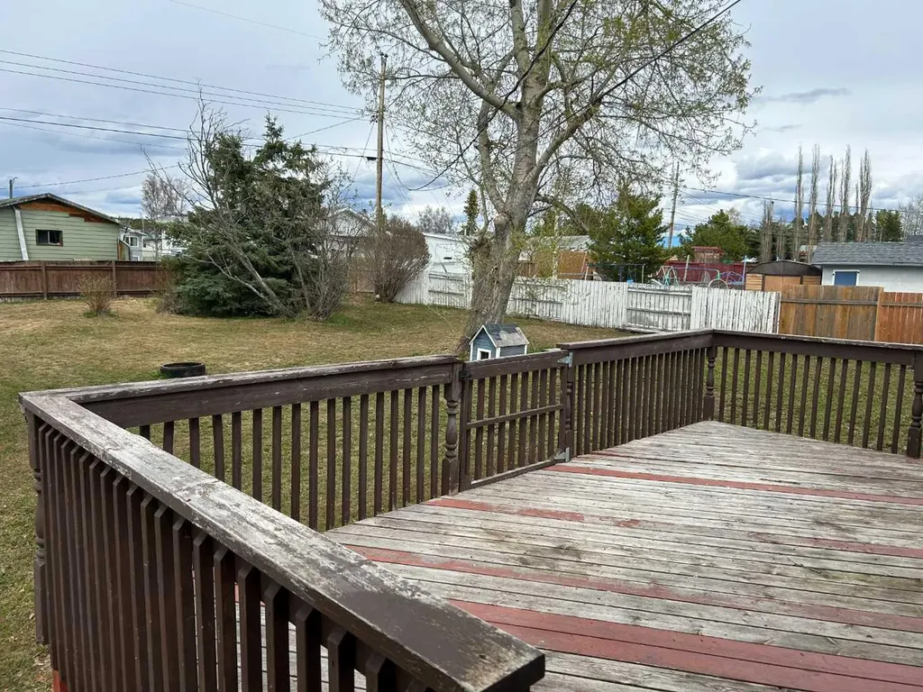 16 Centennial Crescent Swan Hills AB T0G 2C0