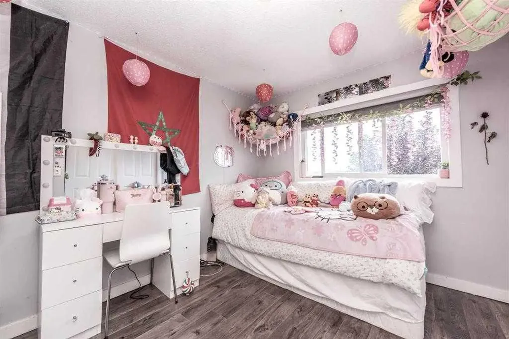 23 Falsby Place NE Calgary AB T3J 1B9