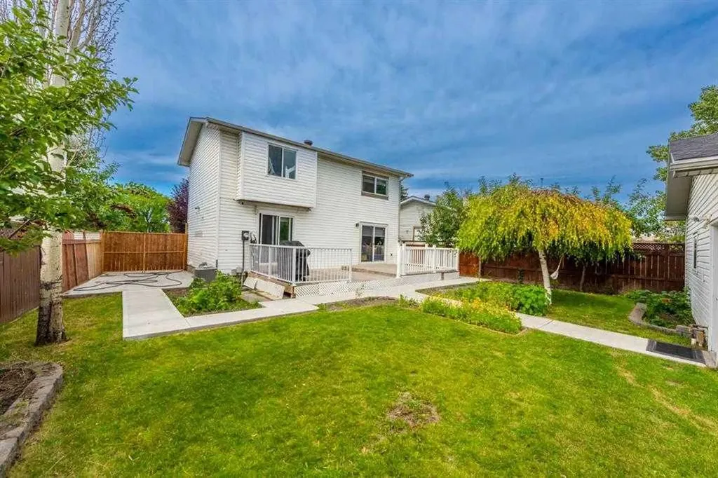 23 Falsby Place NE Calgary AB T3J 1B9