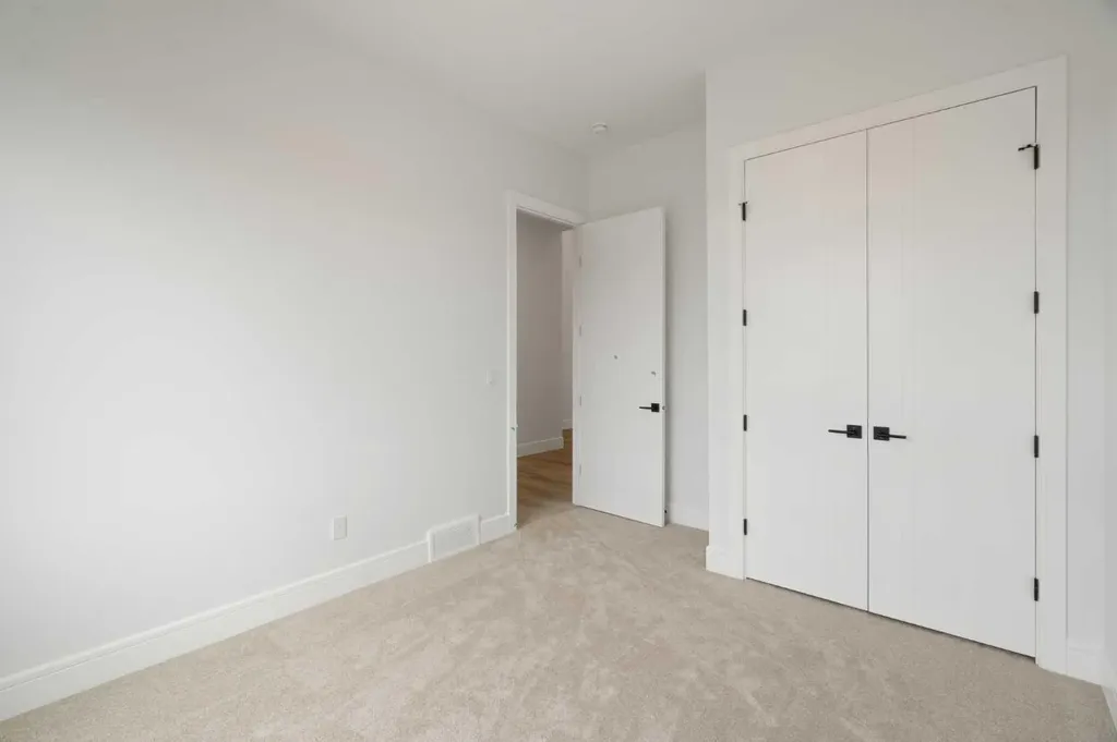 267 Muirfield Crescent Lyalta AB T0J1Y1