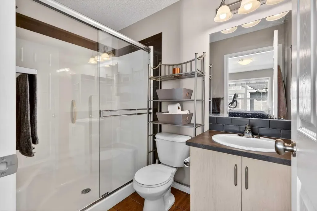 3308 New Brighton Gardens SE Calgary AB T2Z 0A2