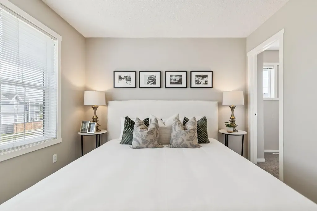73 Marine Drive SE Calgary AB T3M1V9