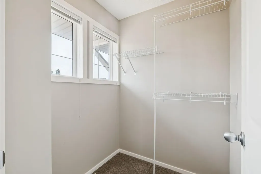 73 Marine Drive SE Calgary AB T3M1V9