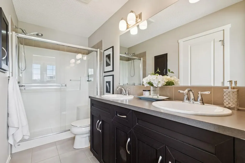 73 Marine Drive SE Calgary AB T3M1V9