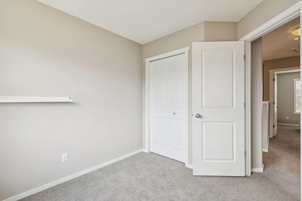 73 Marine Drive SE Calgary AB T3M1V9