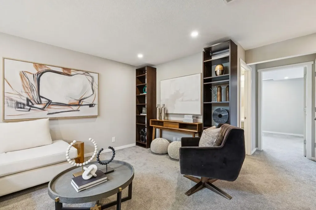 73 Marine Drive SE Calgary AB T3M1V9