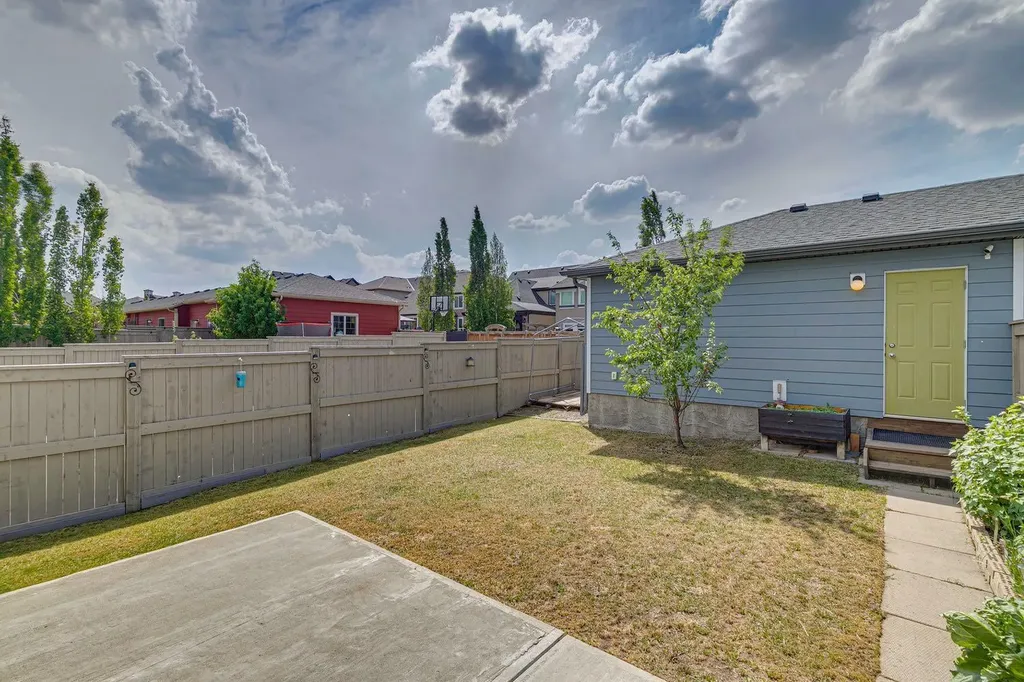 73 Marine Drive SE Calgary AB T3M1V9