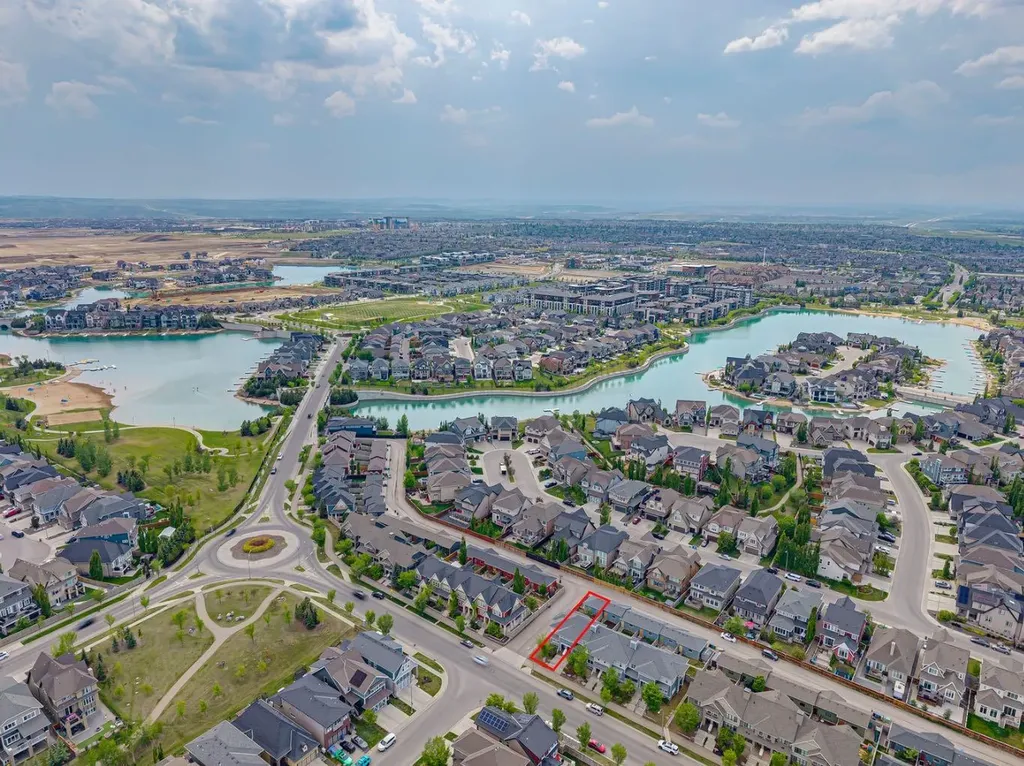 73 Marine Drive SE Calgary AB T3M1V9