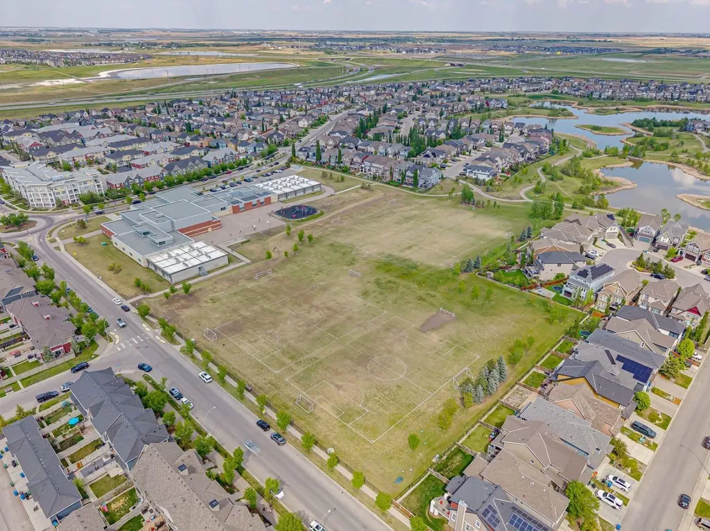 73 Marine Drive SE Calgary AB T3M1V9