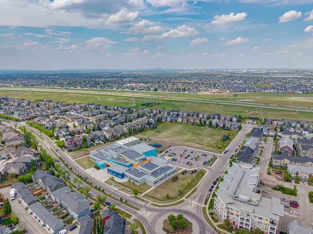 73 Marine Drive SE Calgary AB T3M1V9