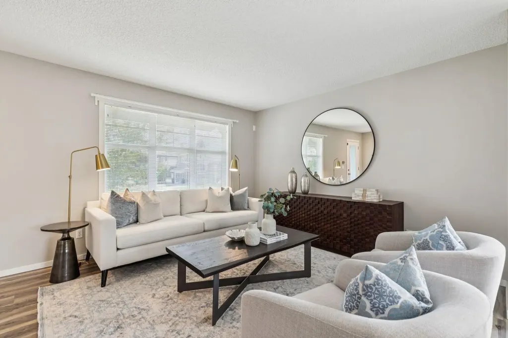 73 Marine Drive SE Calgary AB T3M1V9