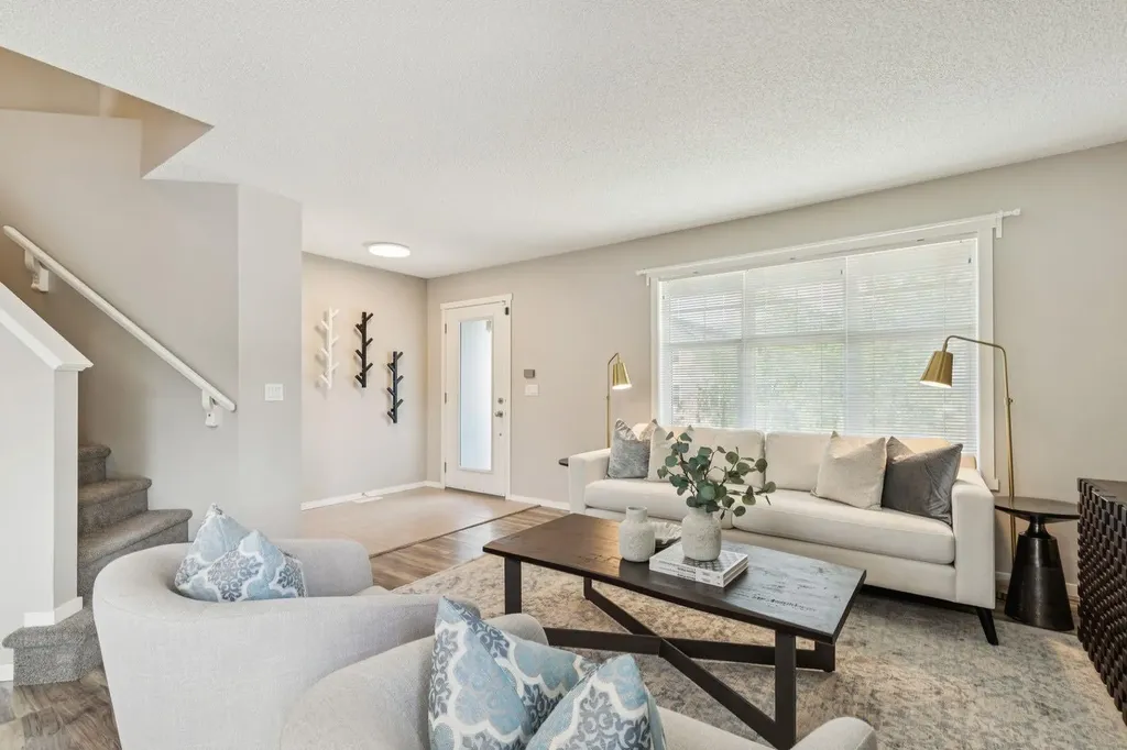 73 Marine Drive SE Calgary AB T3M1V9