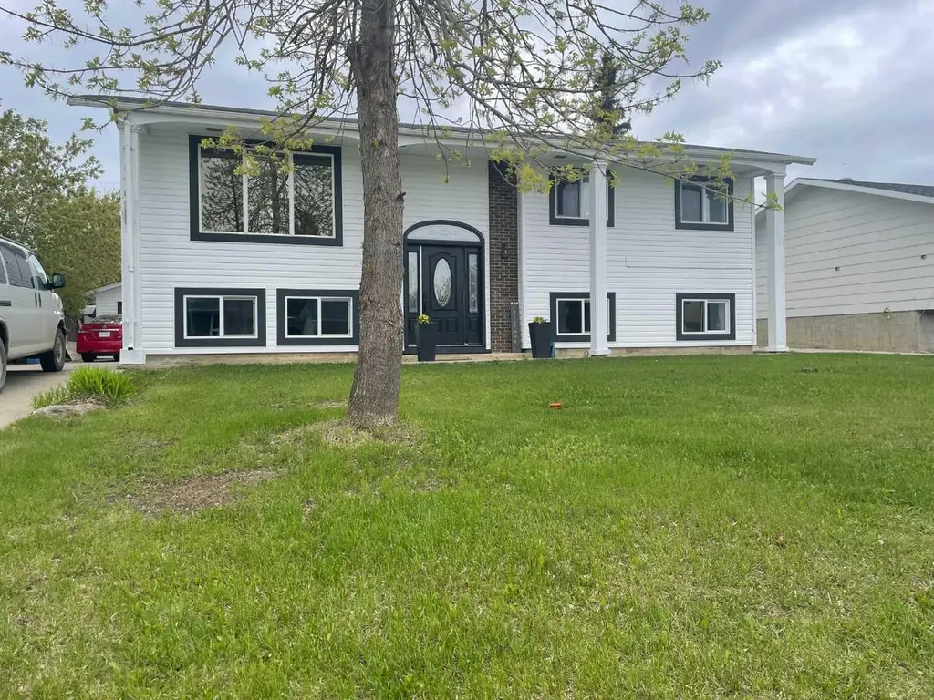 10304 117 Street Fairview AB T0H 1L0