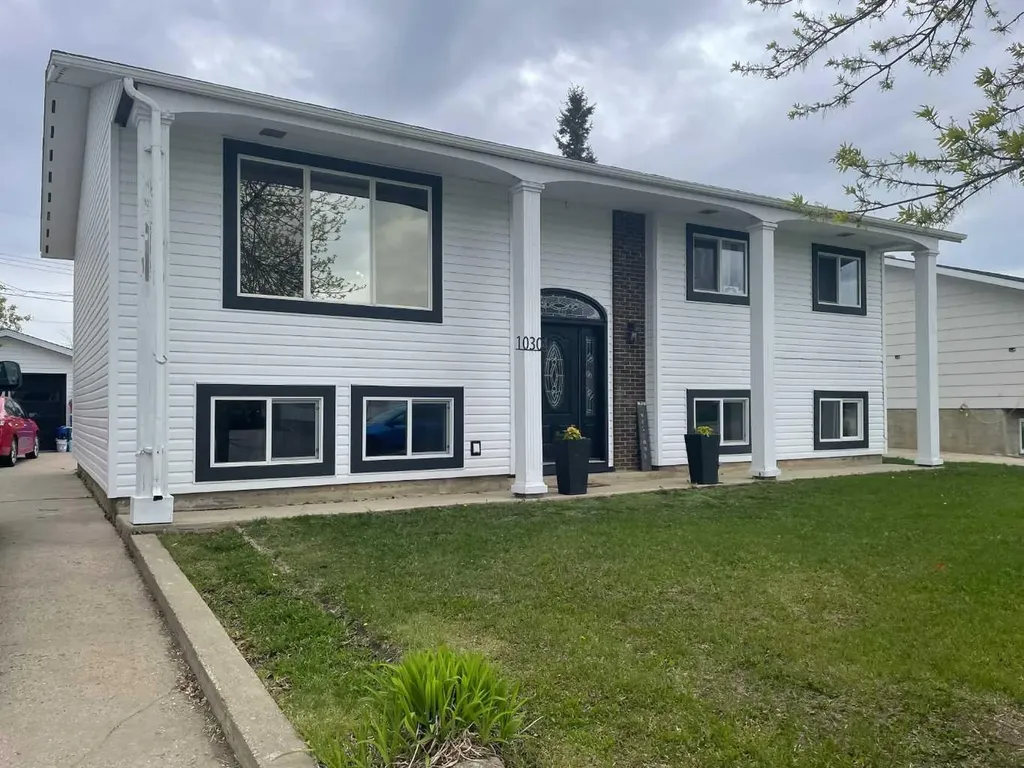 10304 117 Street Fairview AB T0H 1L0